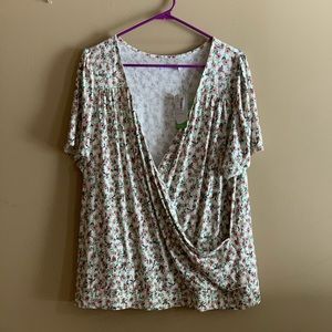 New with Tags Reitmans signature flowy blouse